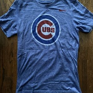 Women’s Nike Cubs Shirt